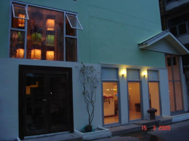 Kaset Guesthouse Bangkok Eksteriør bilde